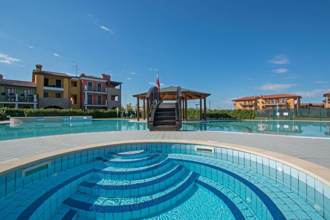 Baglio Degli Ulivi 3 Apartment By Wonderful Italy Sirmione Kültér fotó