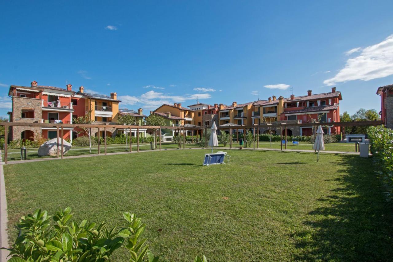 Baglio Degli Ulivi 3 Apartment By Wonderful Italy Sirmione Kültér fotó