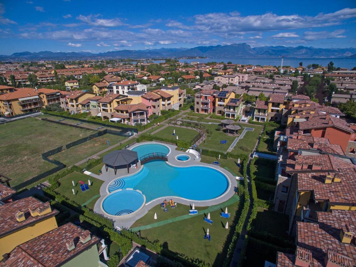 Baglio Degli Ulivi 3 Apartment By Wonderful Italy Sirmione Kültér fotó