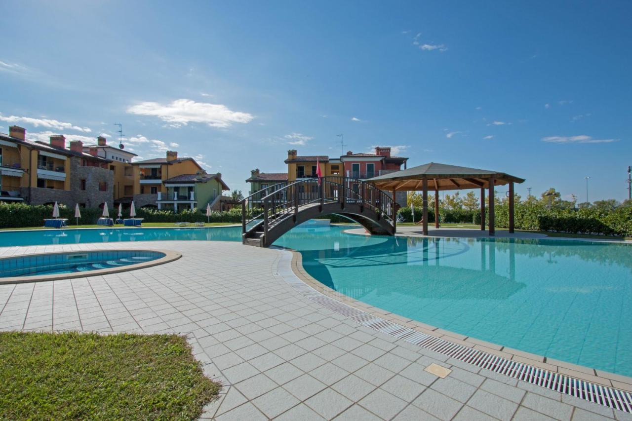Baglio Degli Ulivi 3 Apartment By Wonderful Italy Sirmione Kültér fotó
